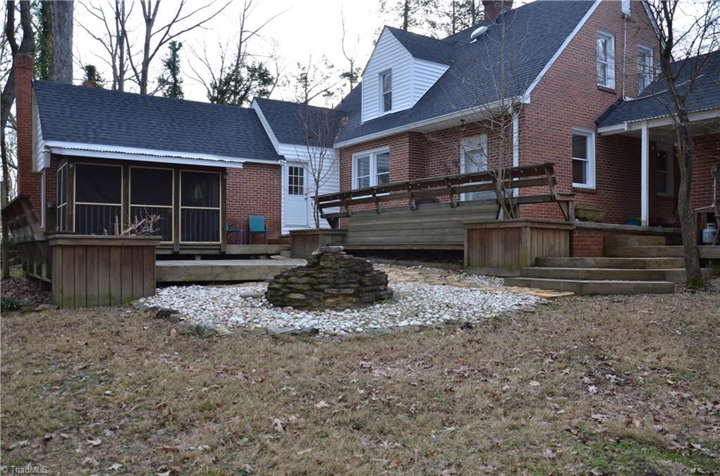 2201 Gordon Road High Point, NC 27265 - Photo 13 of 20 Great Outside Entertaining Area!