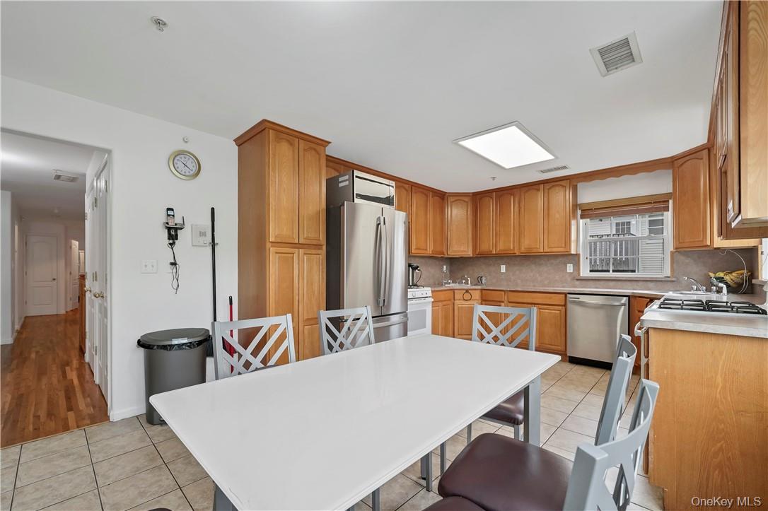 8 Elm Street, Unit 112 Spring Valley, NY 10977 - Photo 11 of 28