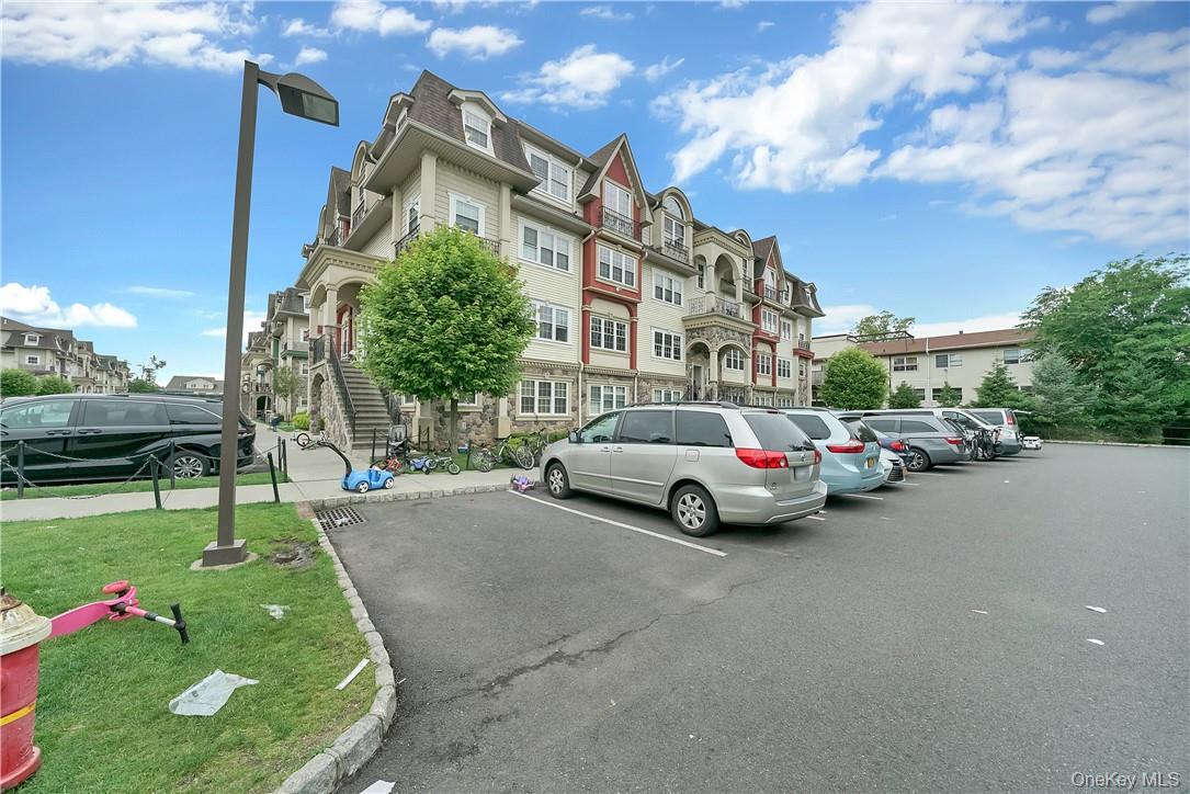 8 Elm Street, Unit 112 Spring Valley, NY 10977 - Photo 4 of 28