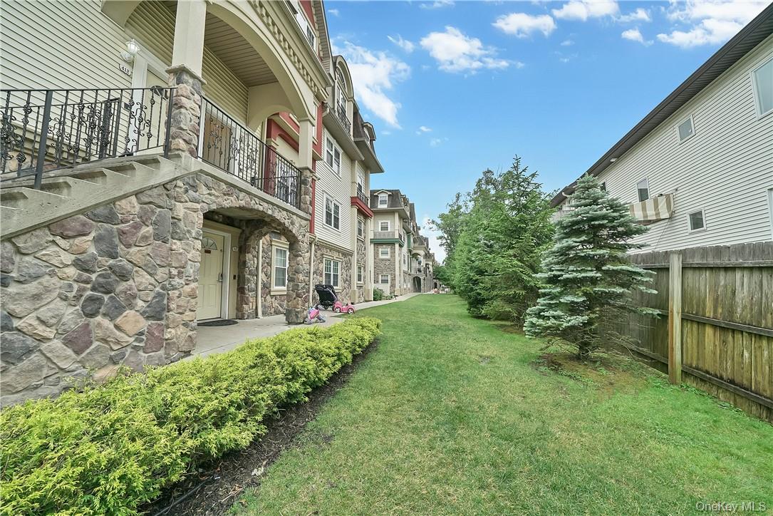 8 Elm Street, Unit 112 Spring Valley, NY 10977 - Photo 5 of 28