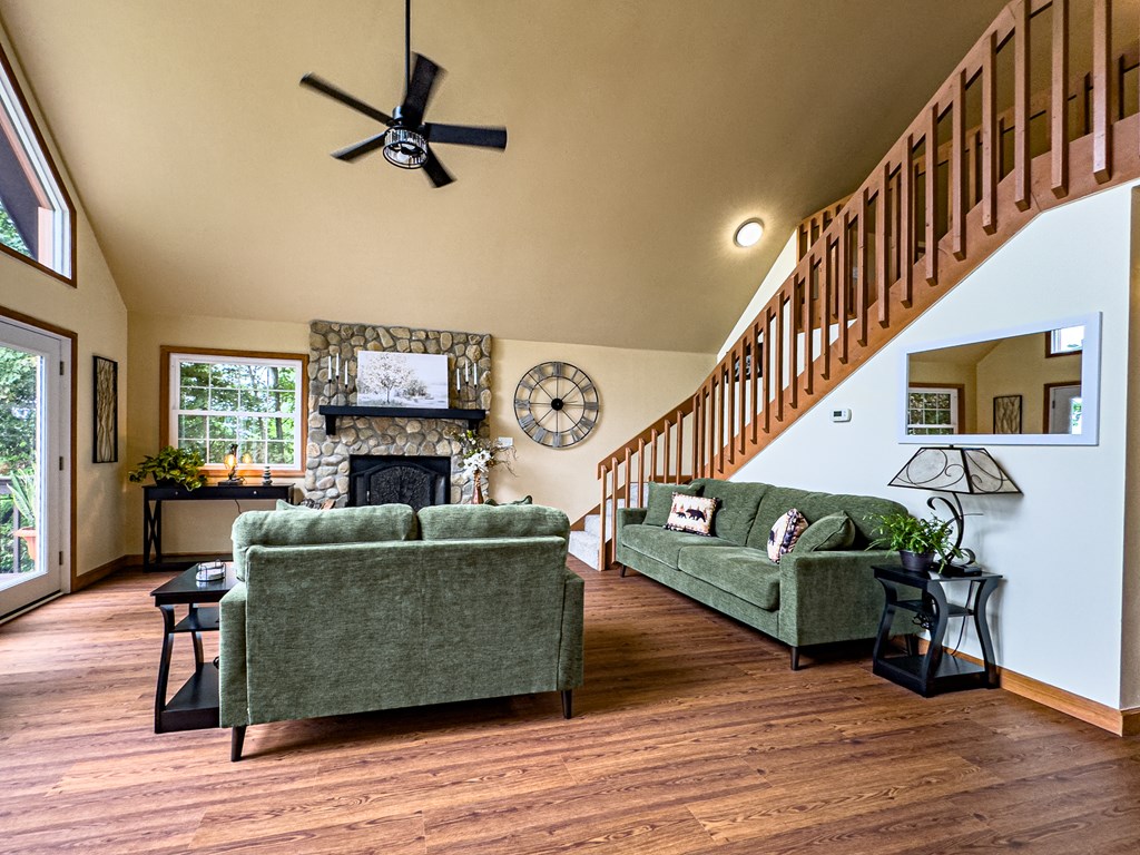 1484 Cardinal Road Murphy, NC 28906 - Photo 12 of 89