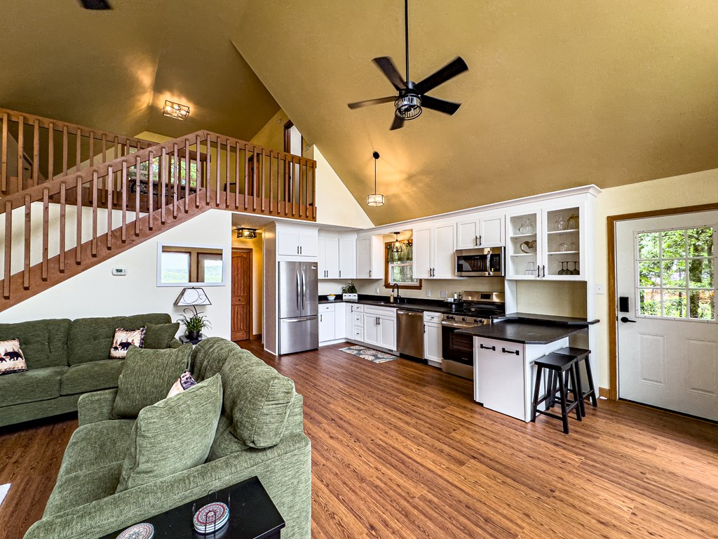 1484 Cardinal Road Murphy, NC 28906 - Photo 16 of 89