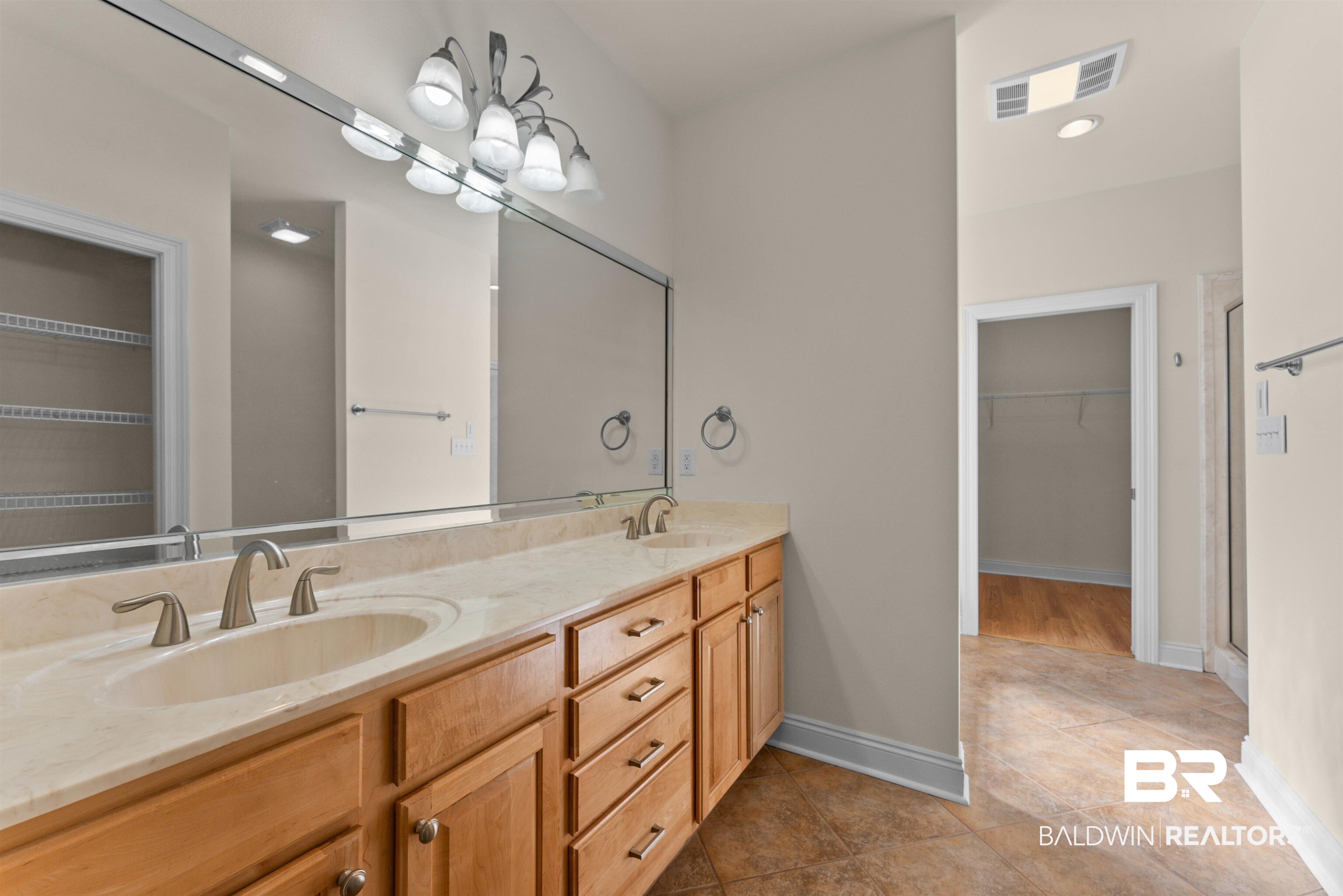 105 Natchez Trace Foley, AL 36535 - Photo 21 of 43 Primary Bath
