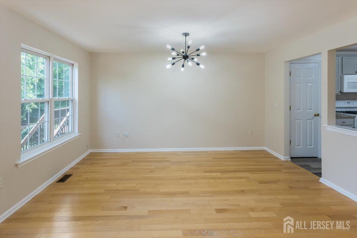 3 Rozalyn Lane Old Bridge, NJ 08879 - Photo 7 of 44 Gallery Image 7