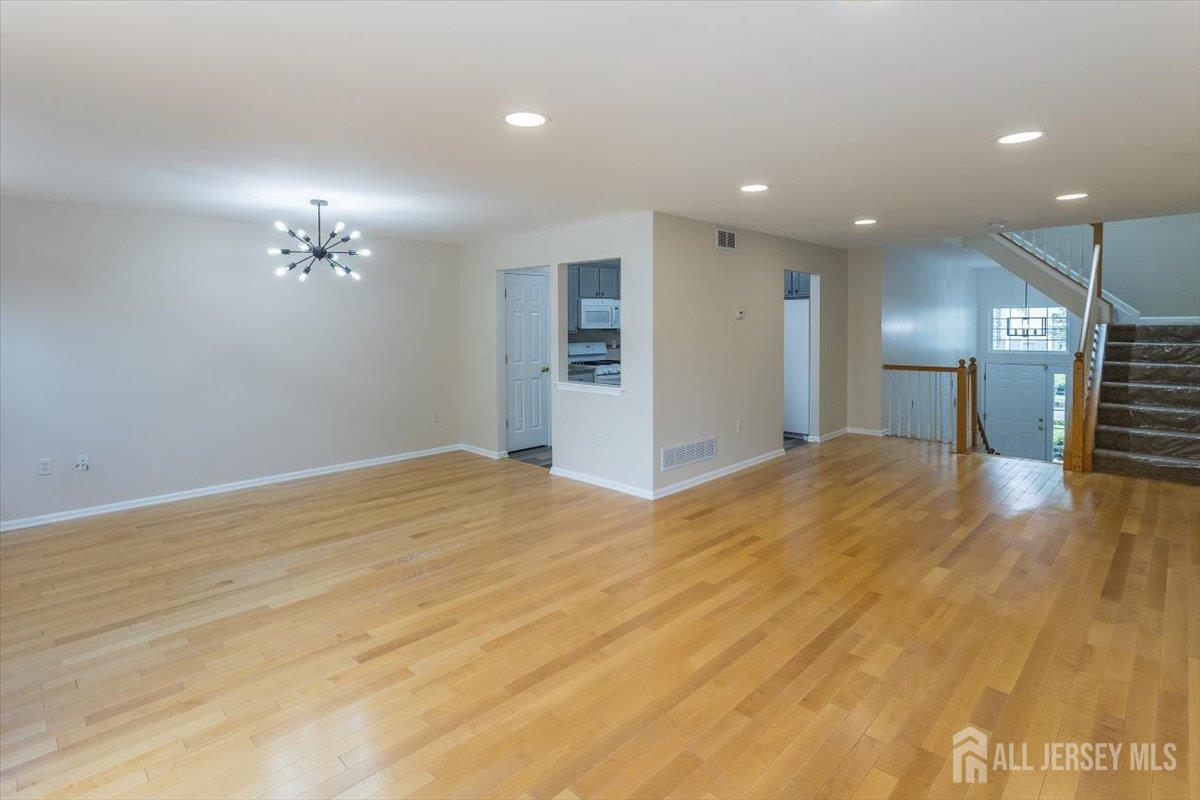 3 Rozalyn Lane Old Bridge, NJ 08879 - Photo 9 of 44 Gallery Image 9