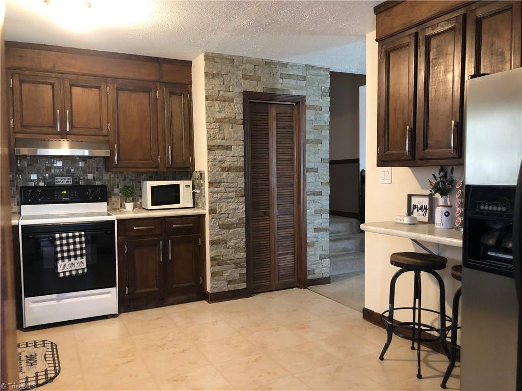 560 Jackson Rd Extension Mount Airy, NC 27030 - Photo 19 of 50 Gallery Image 19