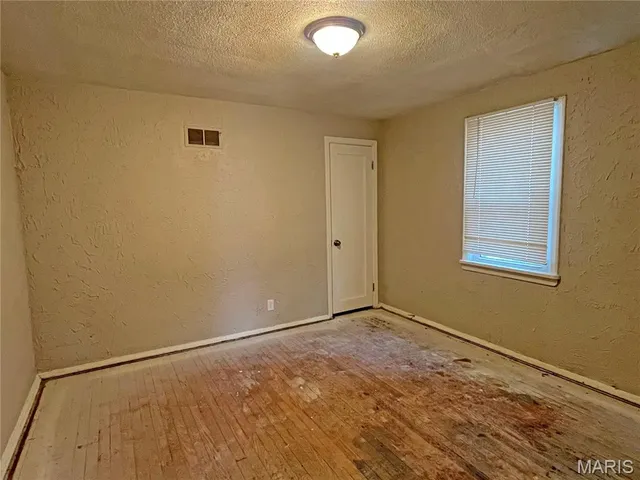 $119,900 | 3904 Jane Avenue, St. Ann, MO 63074