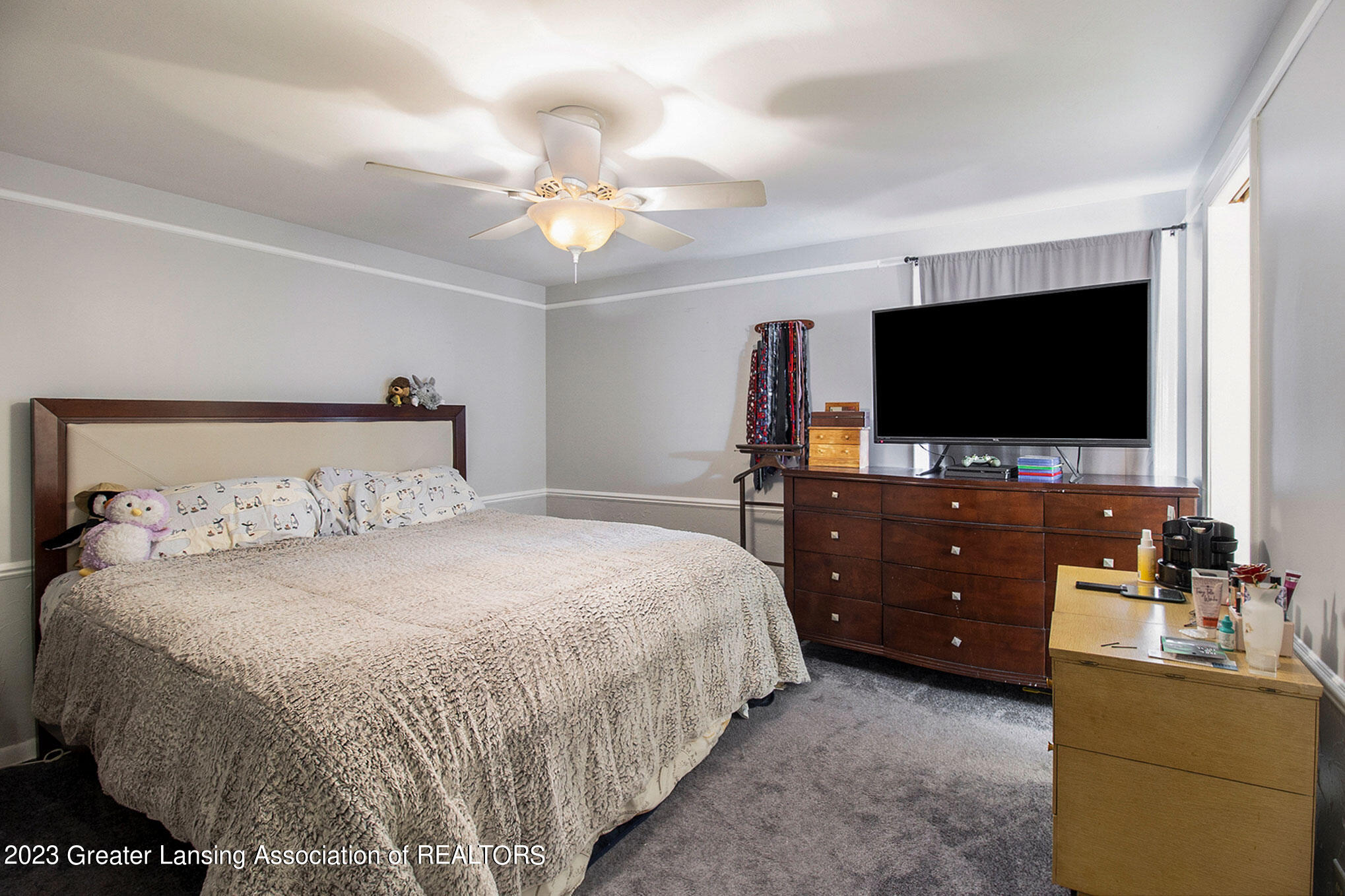 2313 Hampshire Road Lansing, MI 48911 - Photo 13 of 28 0C5A3406