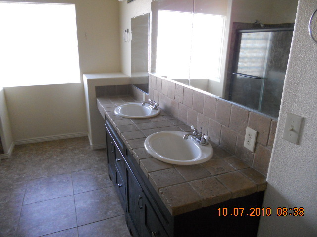 9760 East Flanders Road Mesa, AZ 85207 - Photo 5 of 5 e