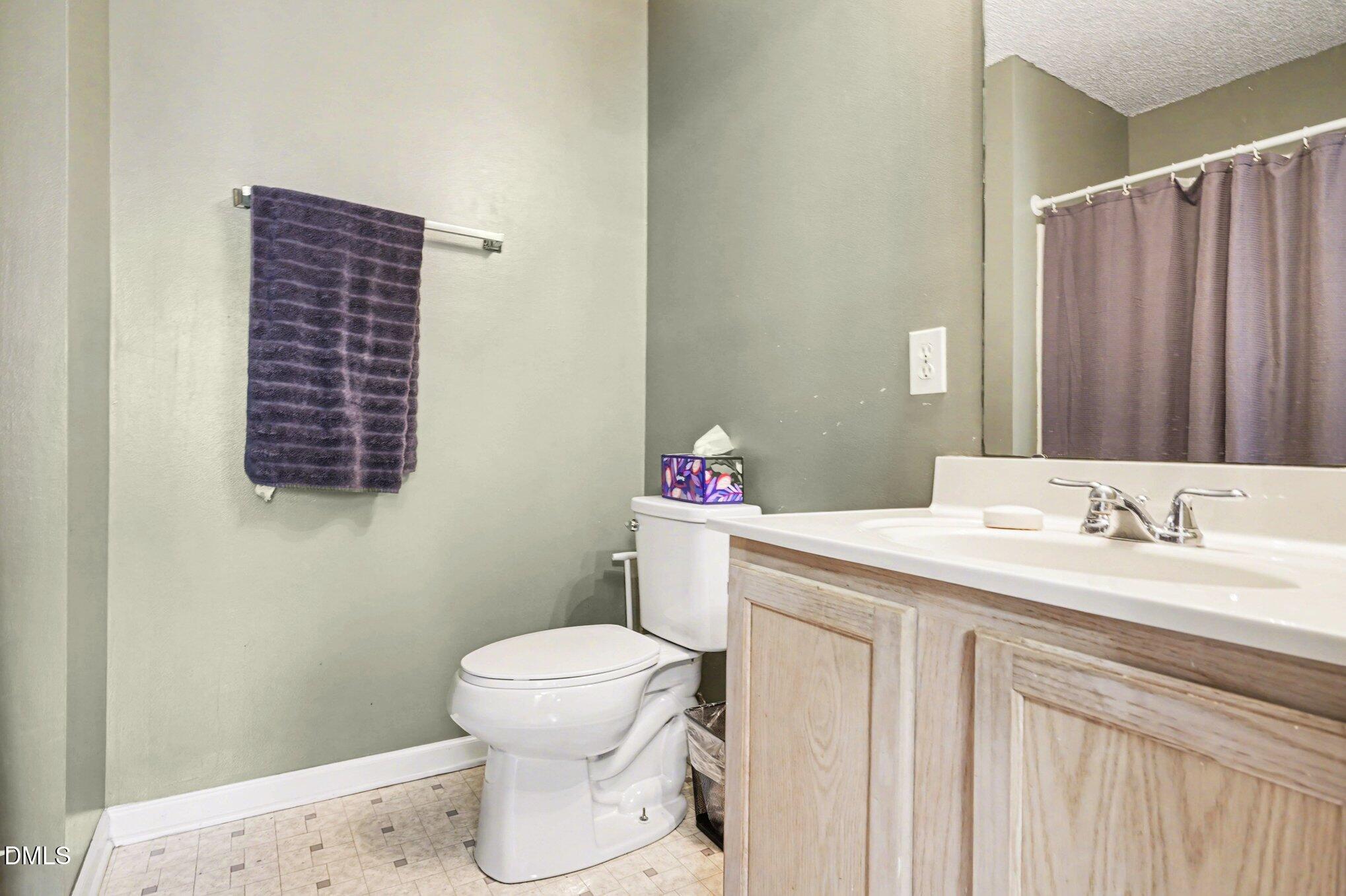 1305 Kent Road, Unit 202 Raleigh, NC 27606 - Photo 13 of 16 013_file_5120