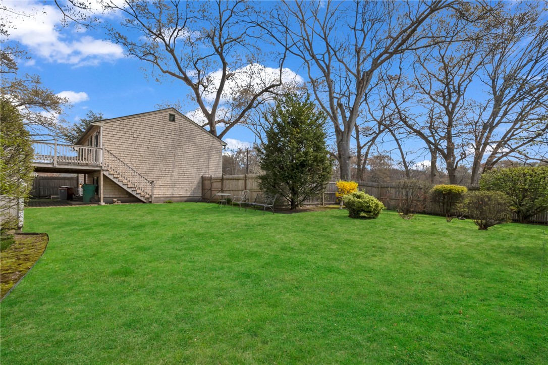 175 Monroe Street Warwick, RI 02888 - Photo 5 of 32