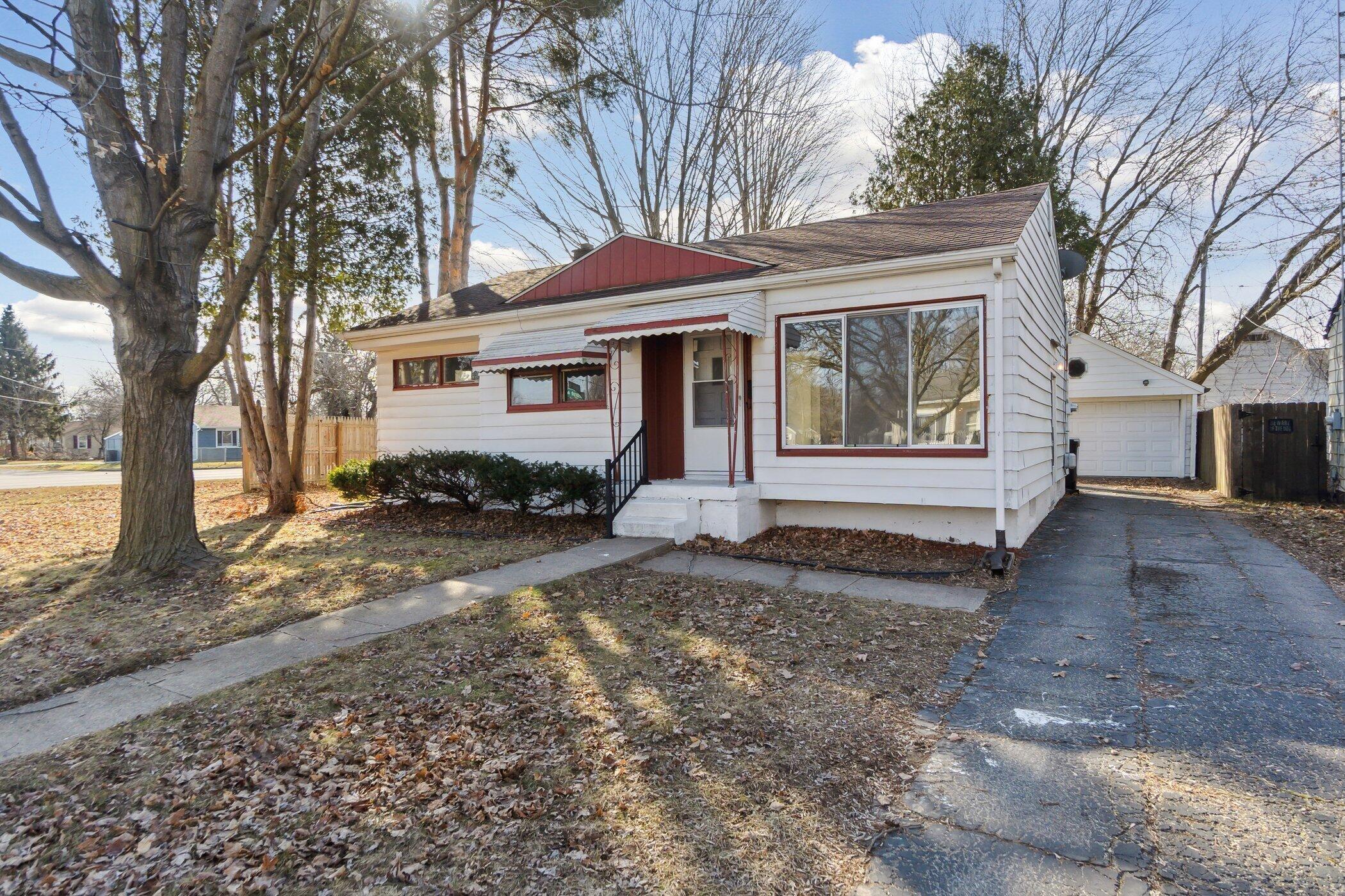 3842 Risedorph Avenue Flint, MI 48506 - Photo 2 of 28 3842-Risedorph-Ave-Flint-MI-48506-Window