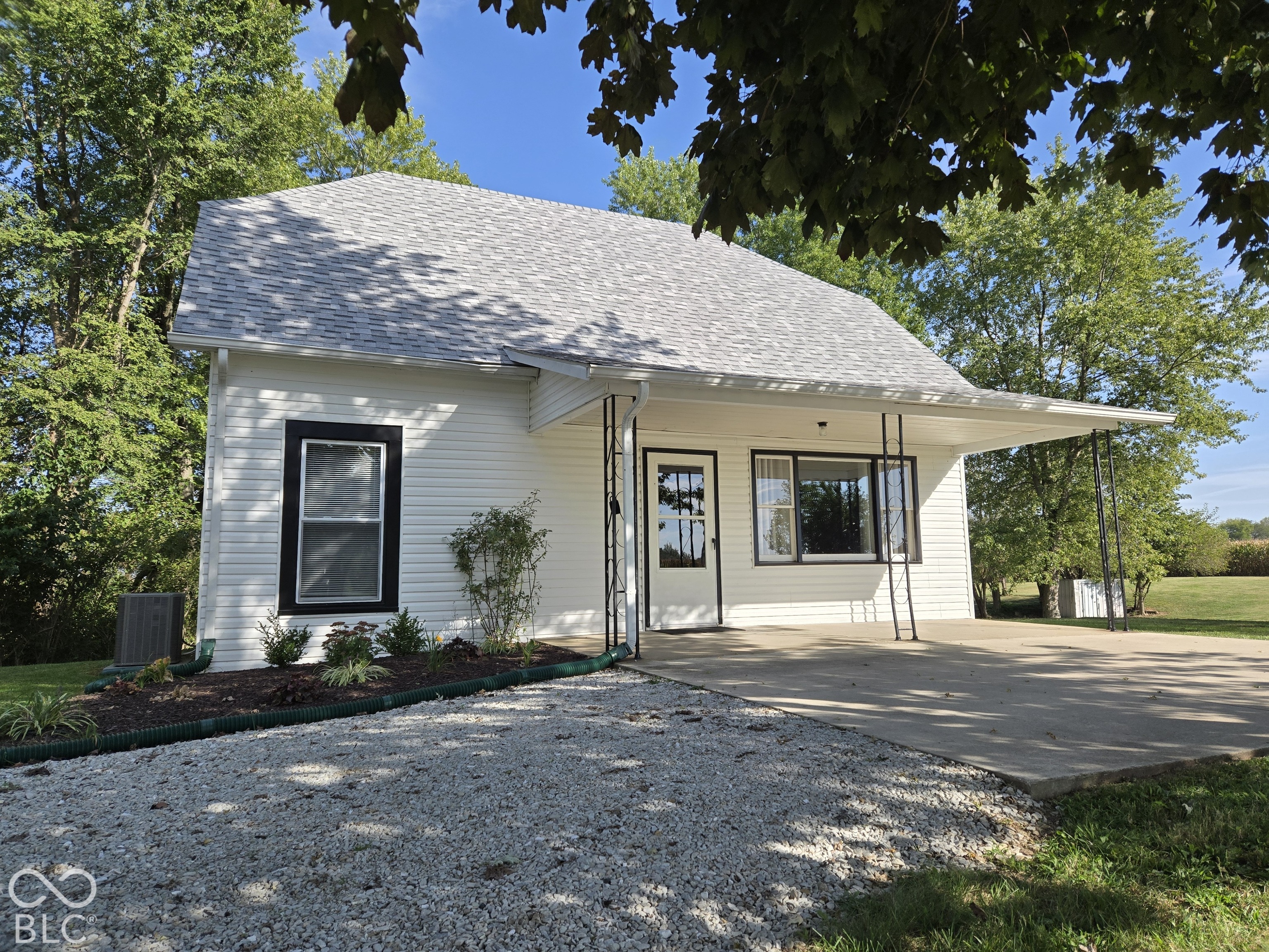 101 West Gosch Road Shelbyville, IN 46176 - Photo 1 of 36 Gallery Image 1