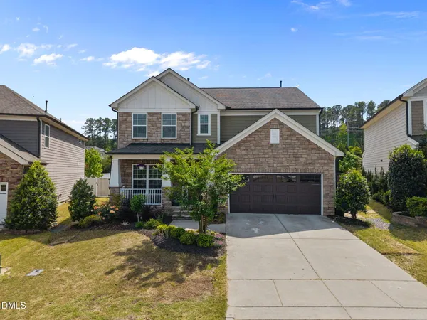 $785,000 | 2464 Emily Brook Way, Apex, NC 27523