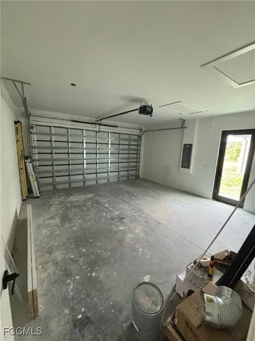 $2,000 | 1233 Augusta Street East, Lehigh Acres, FL 33974