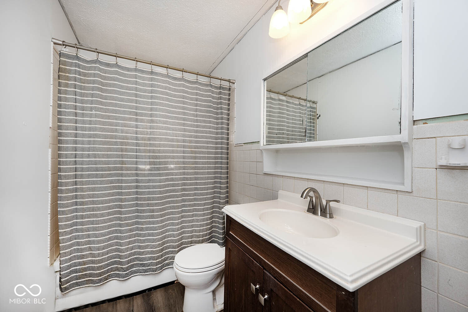 1924 Randall Road Indianapolis, IN 46240 - Photo 16 of 19