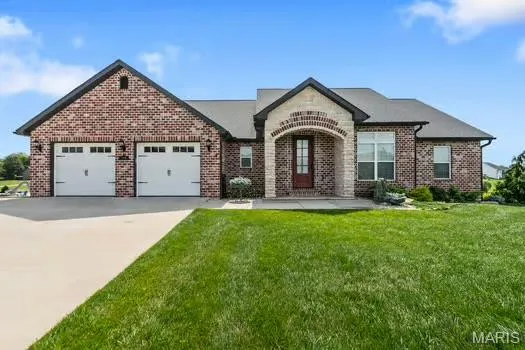 $539,000 | 800 Lakeview Crossing, Cape Girardeau, MO 63701