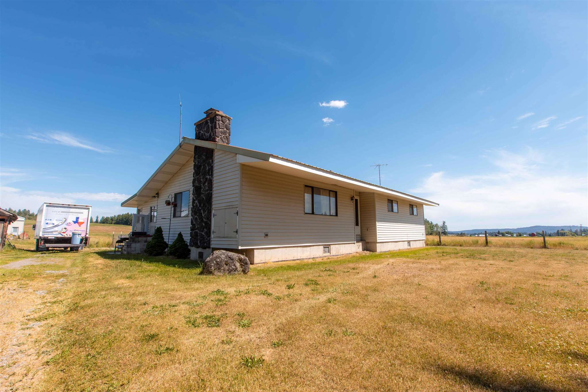 2042 Allen Road Elk, WA 99009 - Photo 1 of 50
