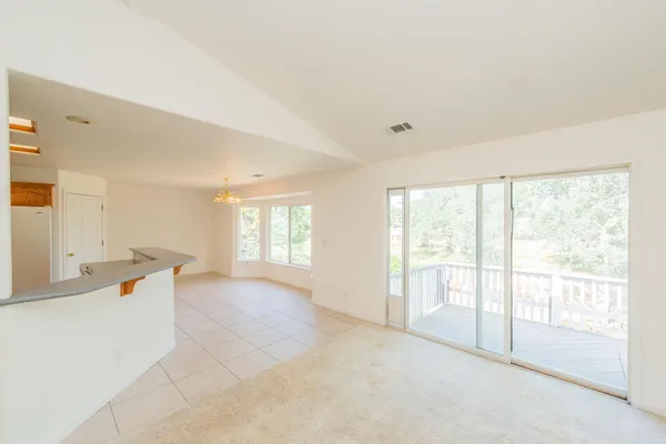$375,000 | 188 Woodcliff Drive, Redding, CA 96003