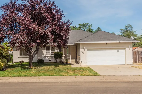 $375,000 | 188 Woodcliff Drive, Redding, CA 96003