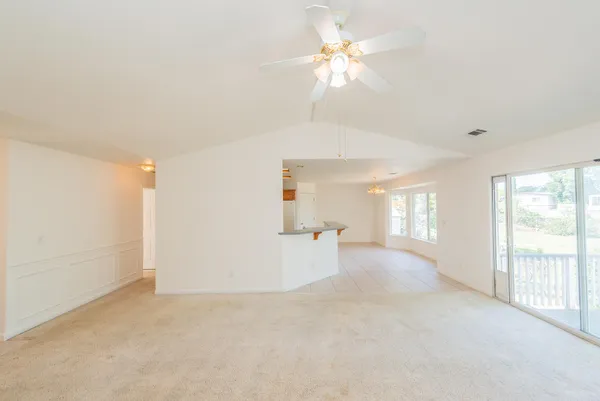 $375,000 | 188 Woodcliff Drive, Redding, CA 96003