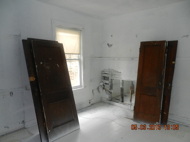 7015 South Morgan Street Chicago, IL 60621 - Photo 11 of 14