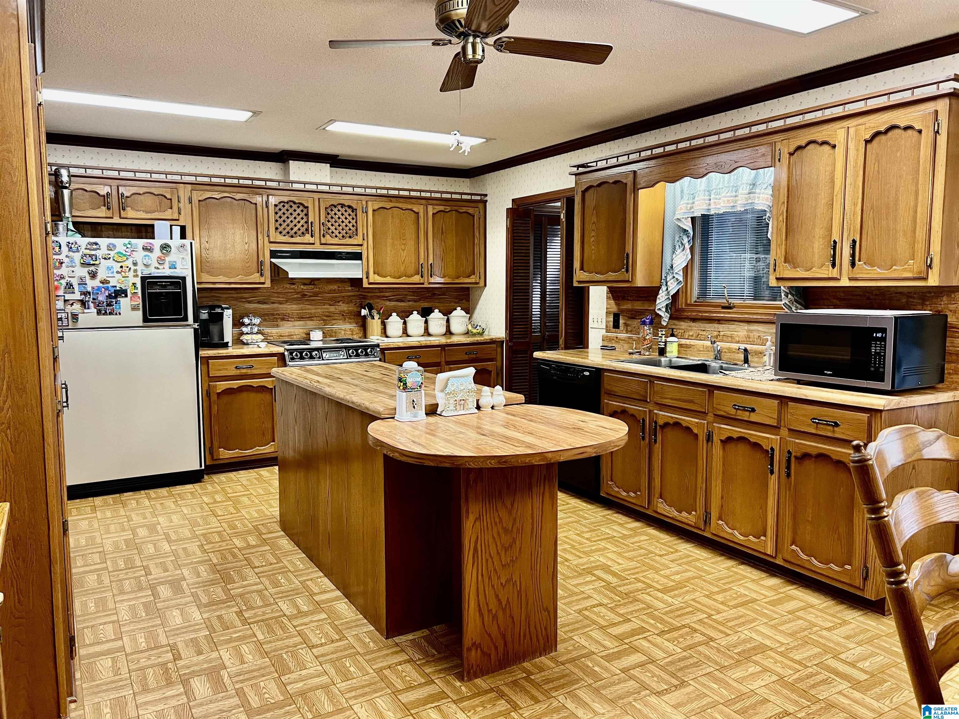 8950 Stouts Road Kimberly, AL 35091 - Photo 10 of 47