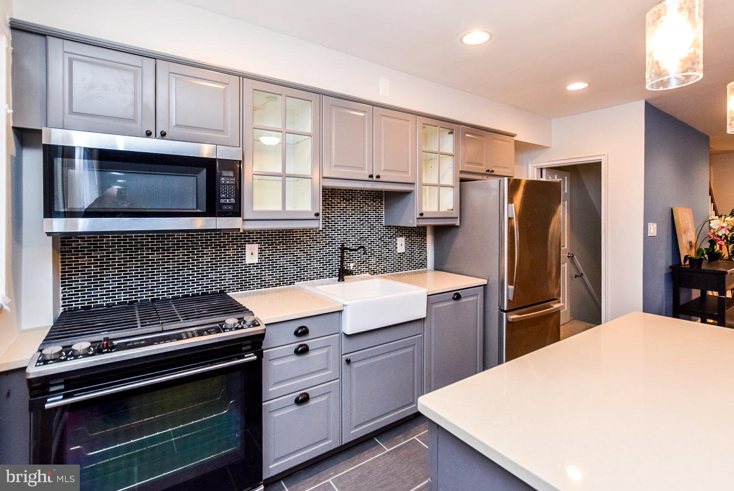 1003 Wedgewood Road Baltimore, MD 21229 - Photo 10 of 21 Kitchen