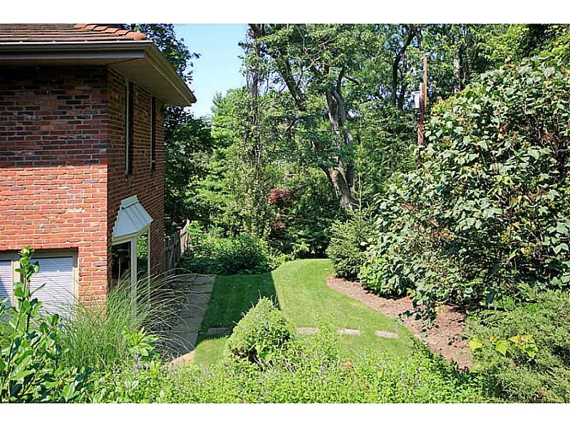 962 Osage Road Pittsburgh, PA 15243 - Photo 23 of 25 Exterior Back.