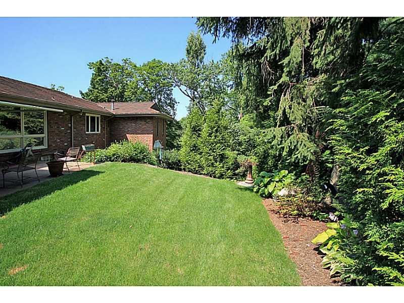 962 Osage Road Pittsburgh, PA 15243 - Photo 24 of 25 Yard/Garden. Private Fenced in yard