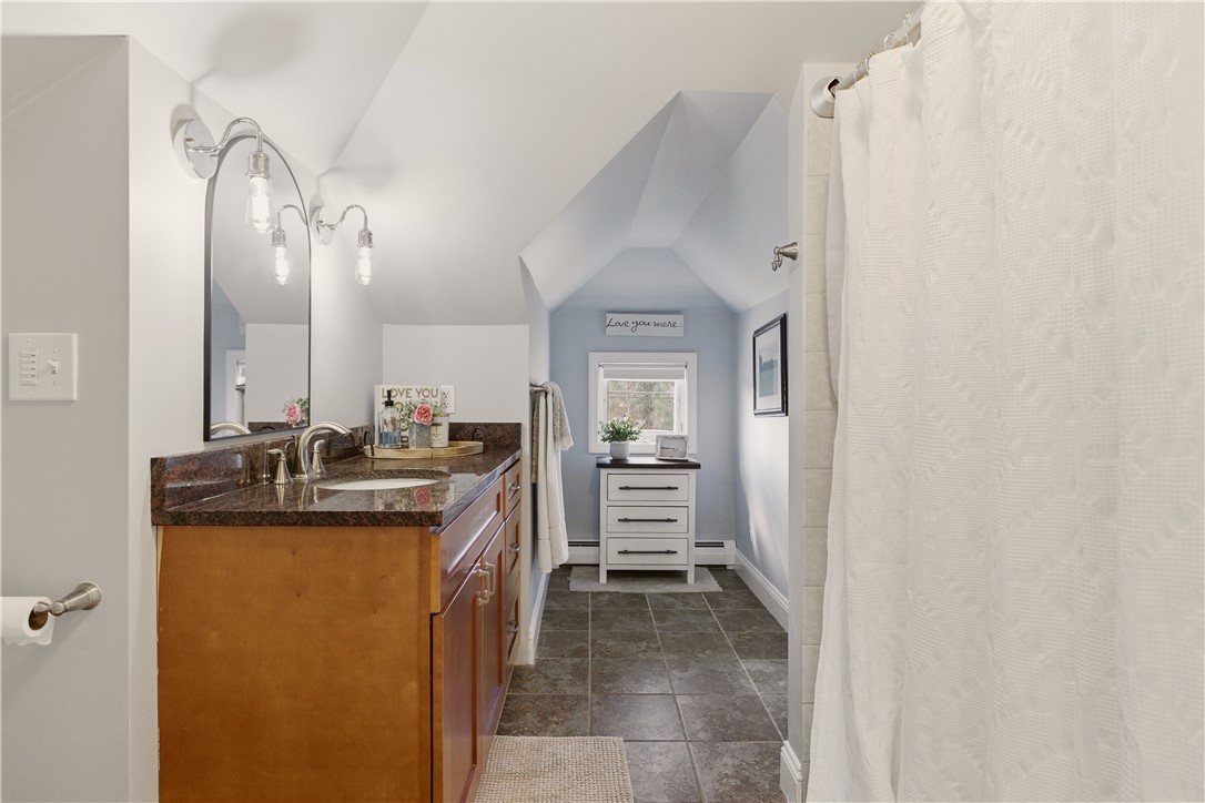 603 Maple Avenue Barrington, RI 02806 - Photo 14 of 31