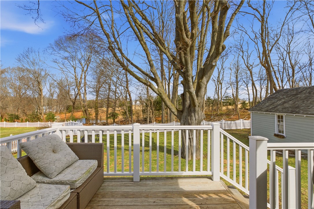 603 Maple Avenue Barrington, RI 02806 - Photo 24 of 31