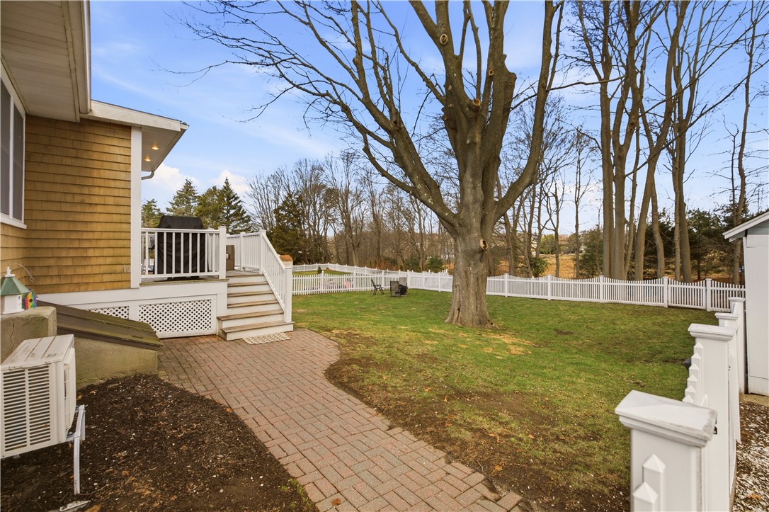 603 Maple Avenue Barrington, RI 02806 - Photo 25 of 31