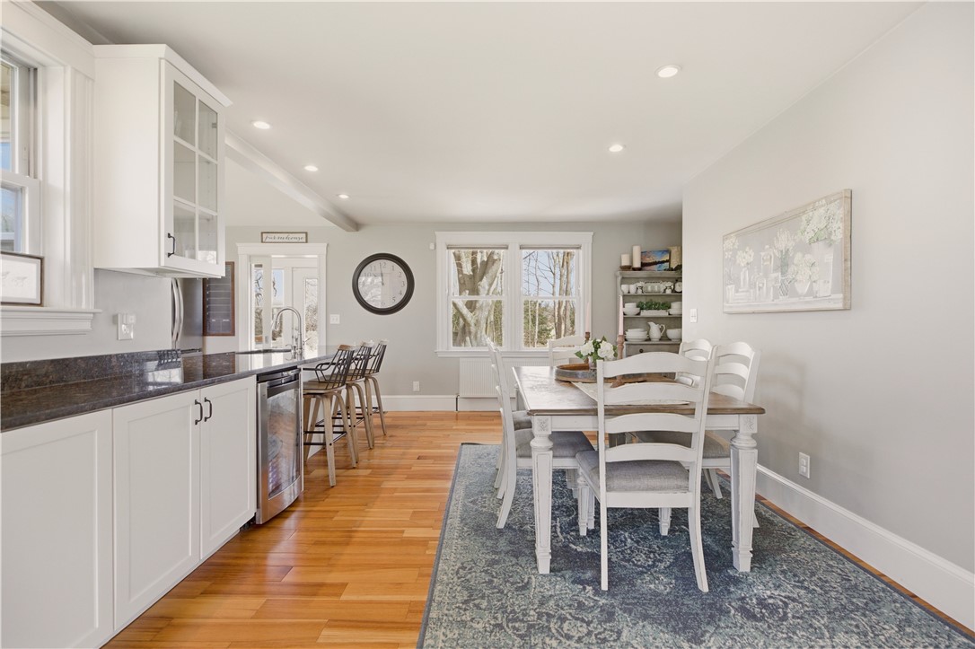 603 Maple Avenue Barrington, RI 02806 - Photo 7 of 31
