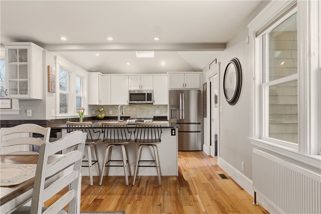 603 Maple Avenue Barrington, RI 02806 - Photo 10 of 31