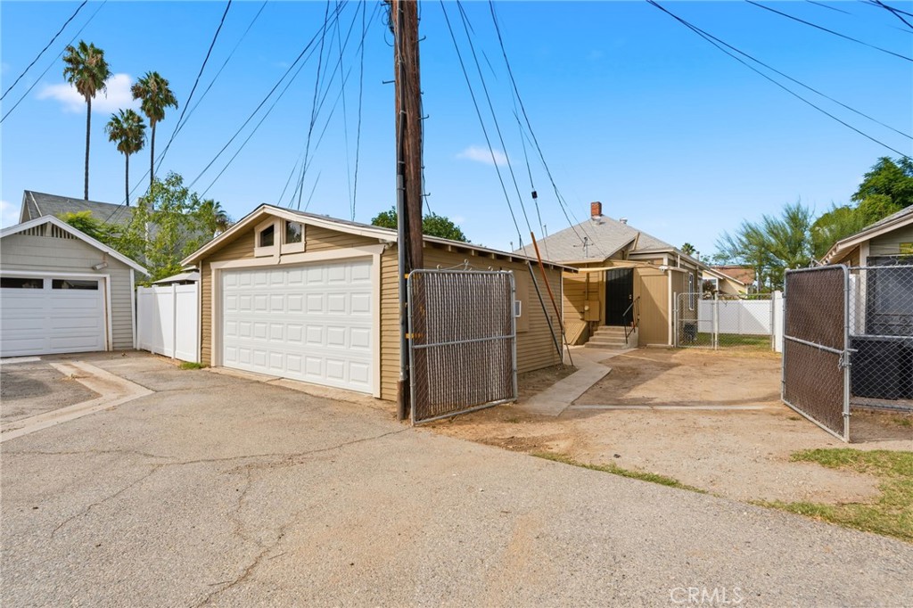 3756 Locust Street Riverside, CA 92501 - Photo 22 of 22 a view of a garage of the house