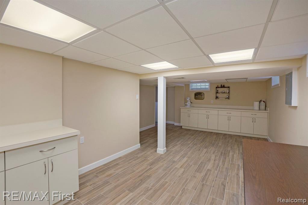 1371 Eaton Road Berkley, MI 48072 - Photo 16 of 19