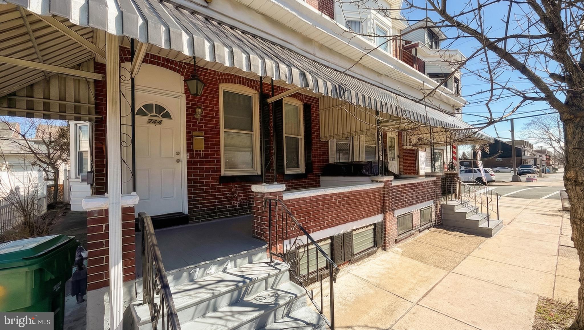 744 Chambers Street Trenton, NJ 08611 - Photo 2 of 19