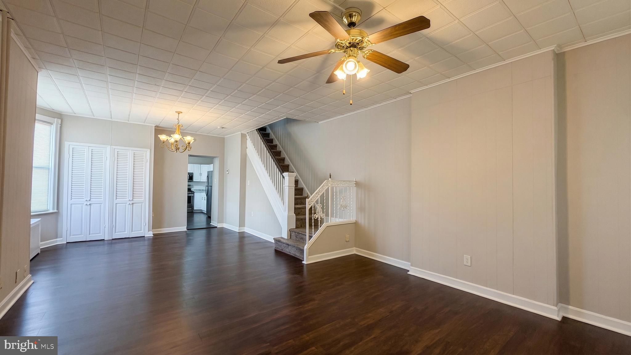 744 Chambers Street Trenton, NJ 08611 - Photo 5 of 19