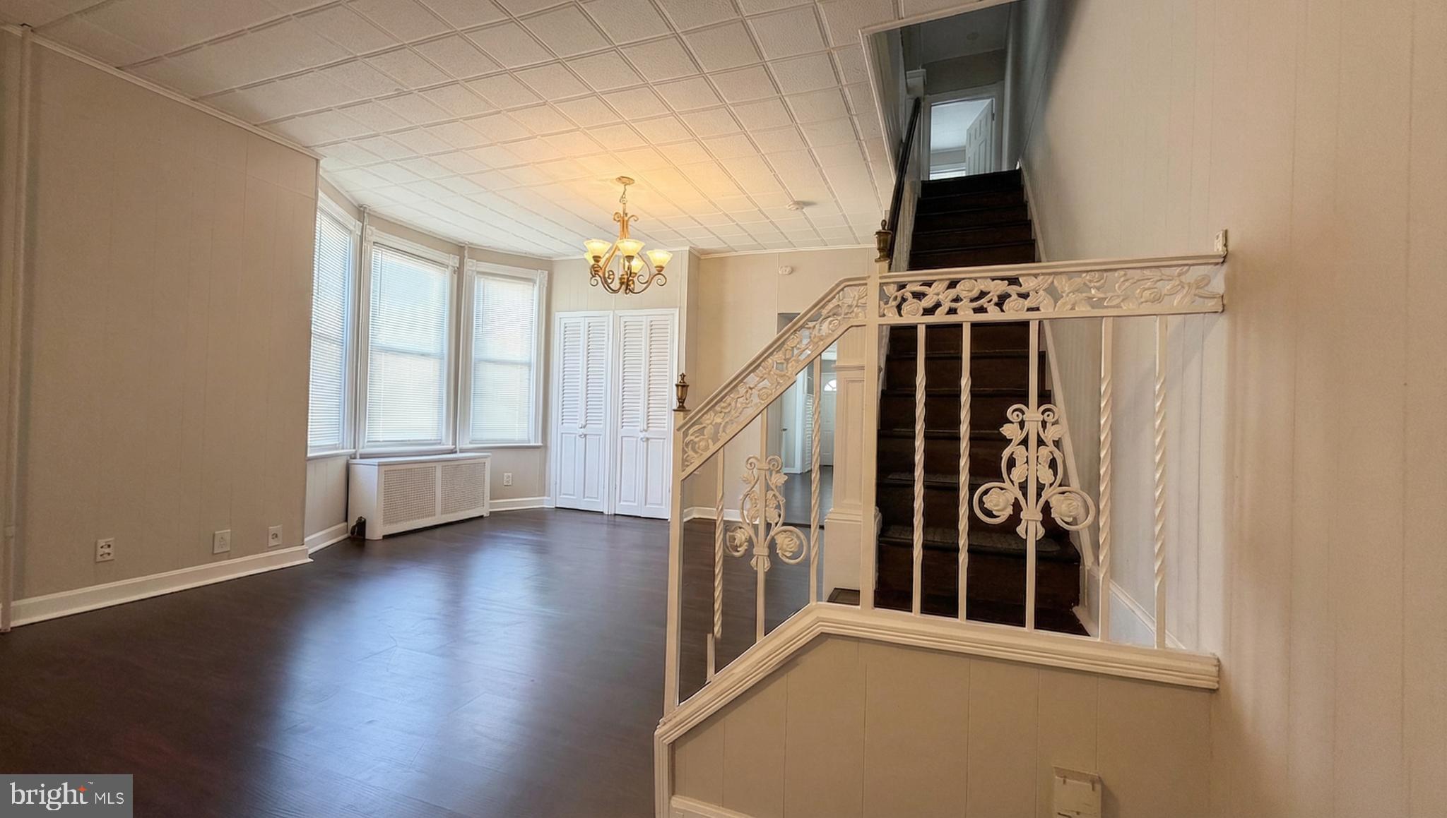744 Chambers Street Trenton, NJ 08611 - Photo 6 of 19