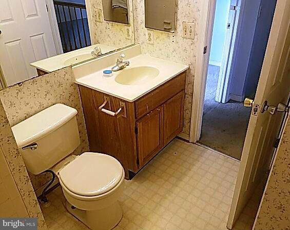 4224 Spring Avenue Halethorpe, MD 21227 - Photo 12 of 16 Interior (General)