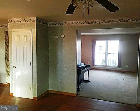 4224 Spring Avenue Halethorpe, MD 21227 - Photo 8 of 16 Interior (General)
