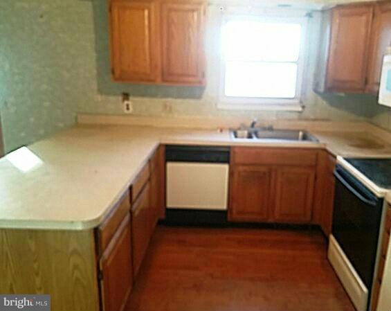 4224 Spring Avenue Halethorpe, MD 21227 - Photo 10 of 16 Interior (General)