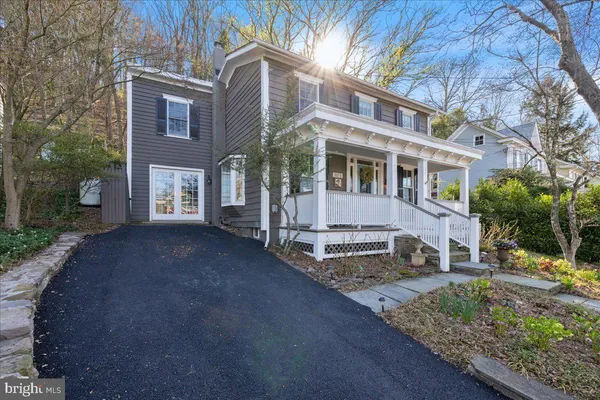 $975,000 | 3673 River Road, Lumberville, PA 18933