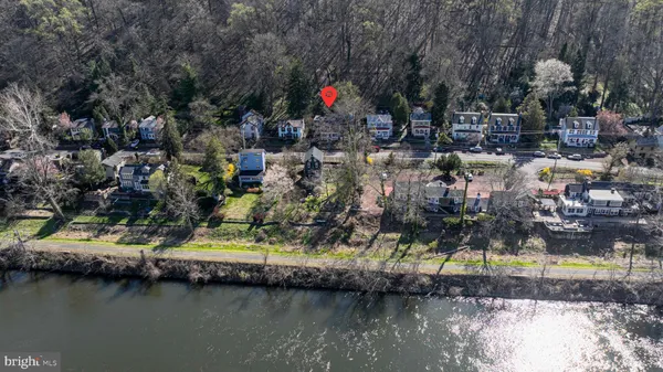 $975,000 | 3673 River Road, Lumberville, PA 18933