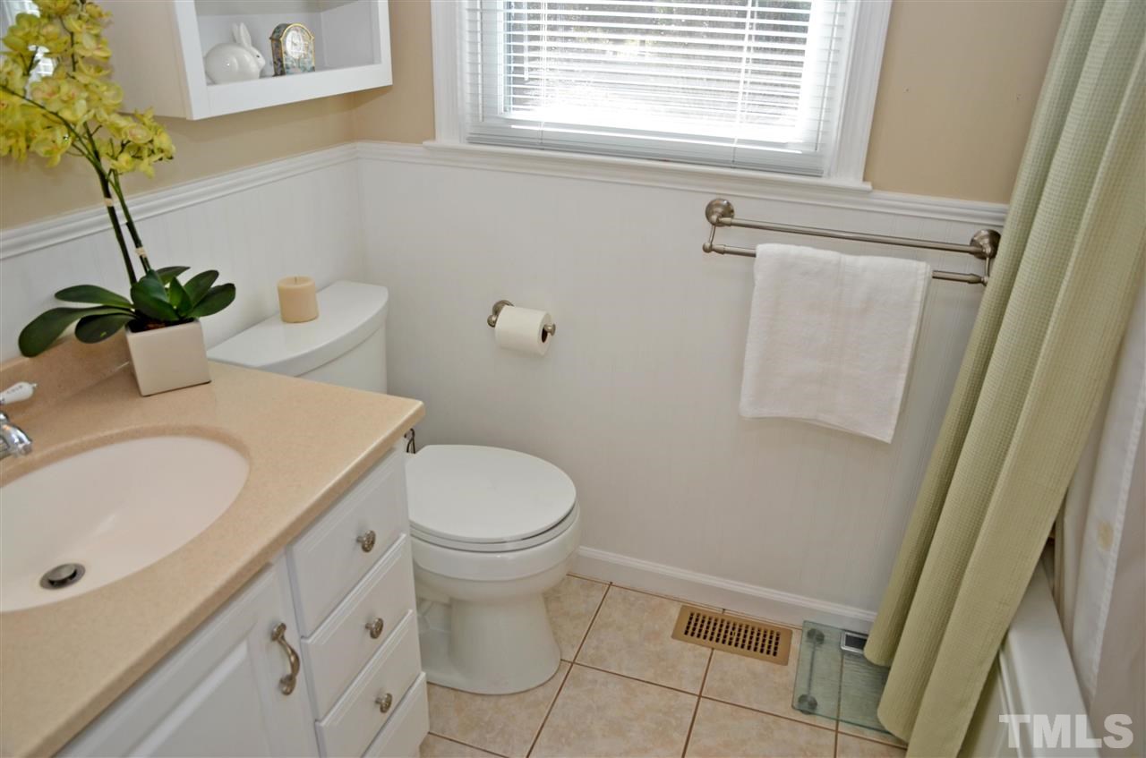 7212 Casper Lane Raleigh, NC 27606 - Photo 22 of 25 Gallery Image 22