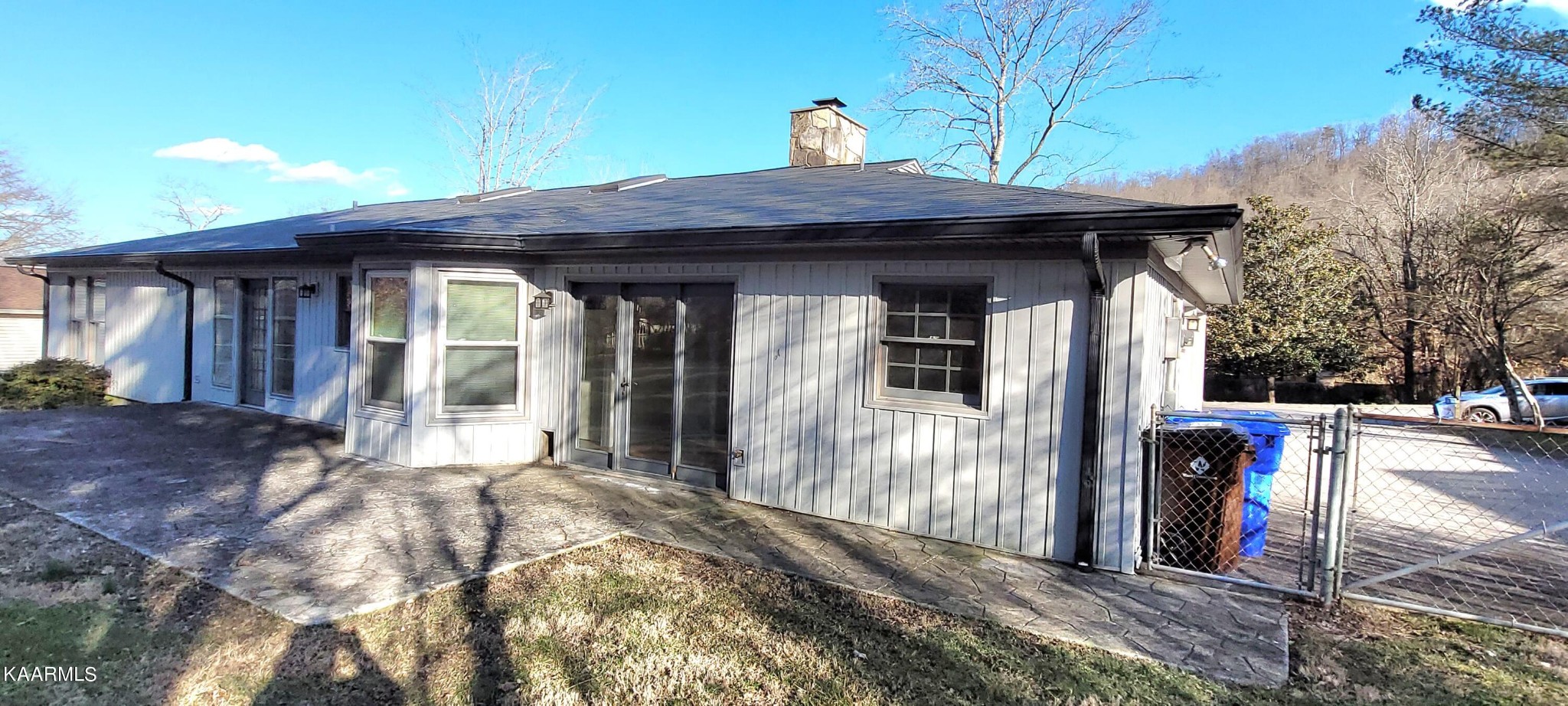 115 Claremont Road Oak Ridge, TN 37830 - Photo 36 of 39 a view of a house with a wooden fence