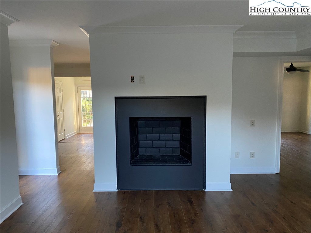 3520 Colony Road, Unit F Charlotte, NC 28211 - Photo 4 of 18 a living room with a fireplace