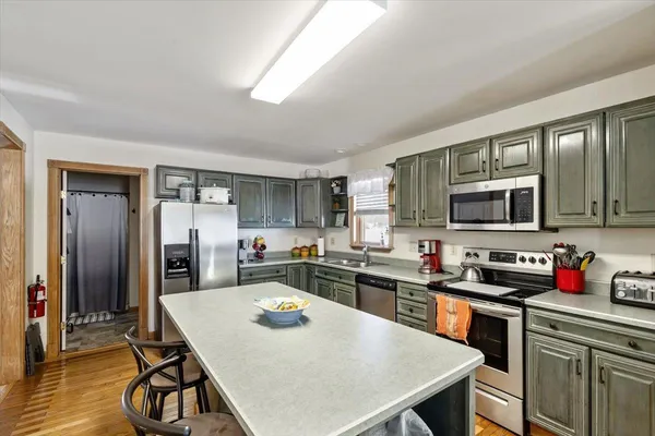 $799,000 | 126 Georgia Shore Road, St. Albans Town, VT 05478