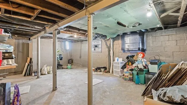 $160,000 | 1613 South Norwood Avenue, Independence, MO 64052